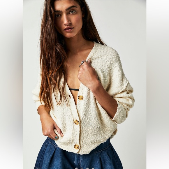 Found My Friend Recycled Knit Sleeveless Cardi - Lavender main image 0